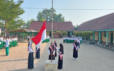 UPACARA BENDERA